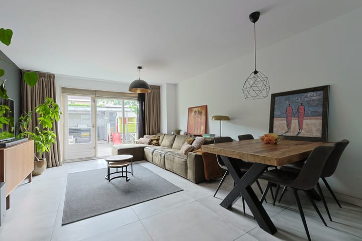 Foto 11 van Betsy Perkstraat 16