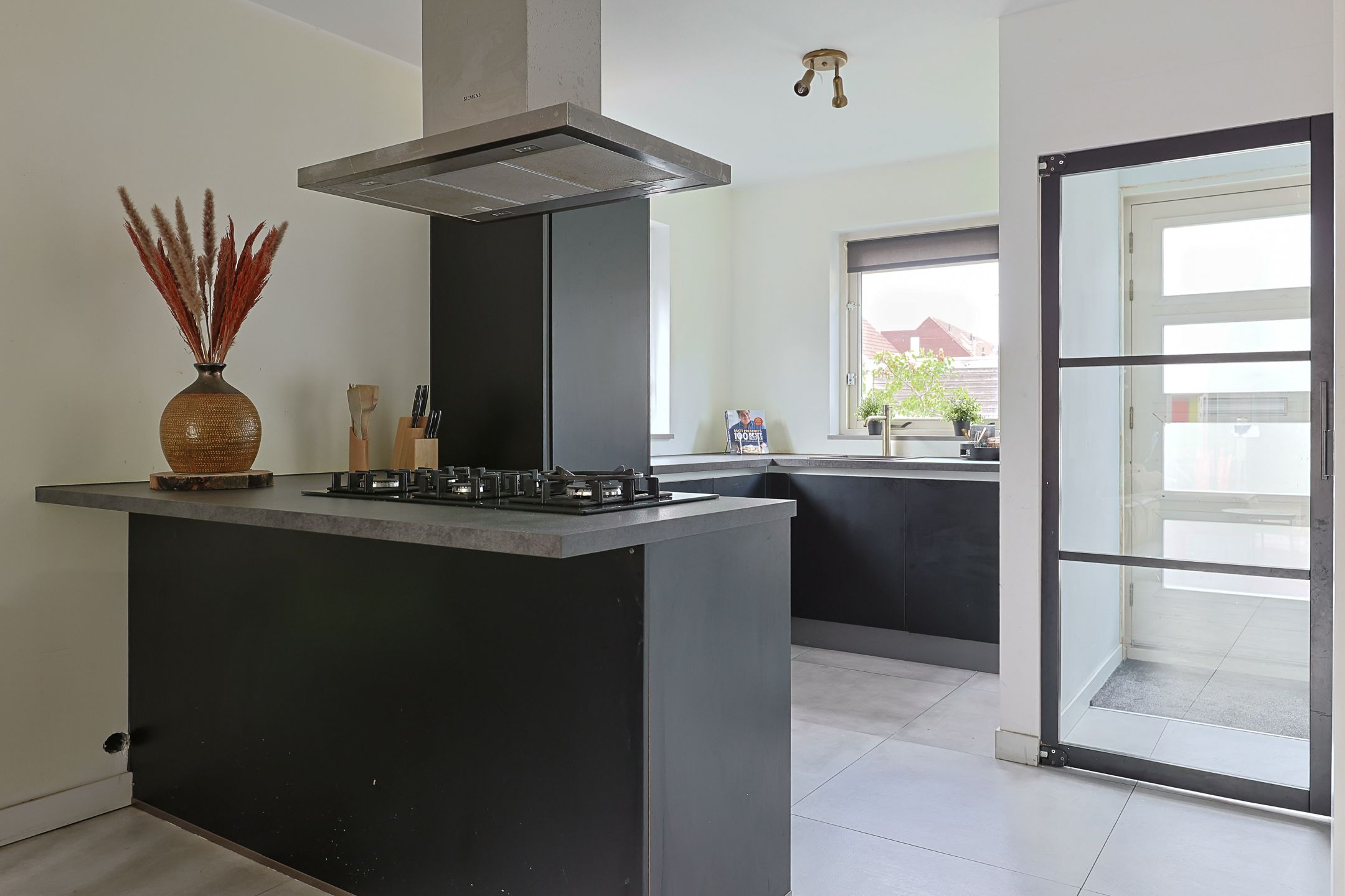 Foto 18 van Betsy Perkstraat 16