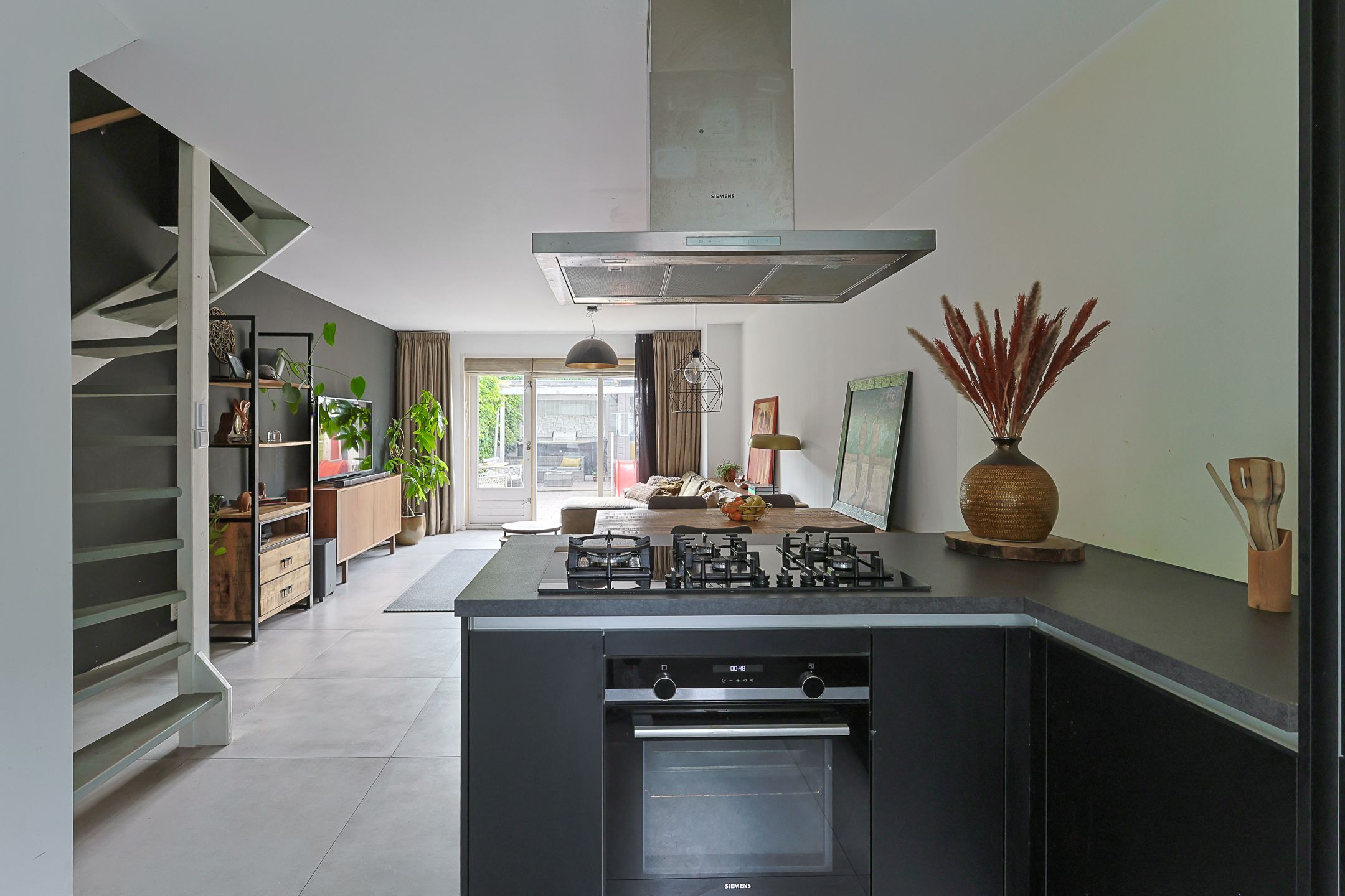 Foto 21 van Betsy Perkstraat 16