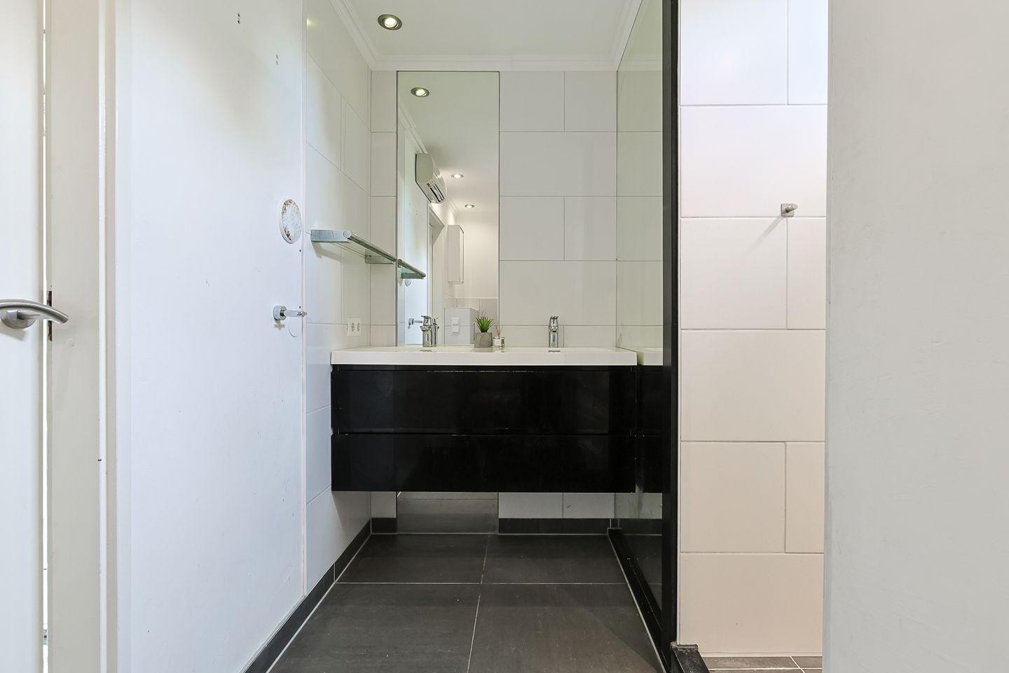 Foto 34 van Betsy Perkstraat 16