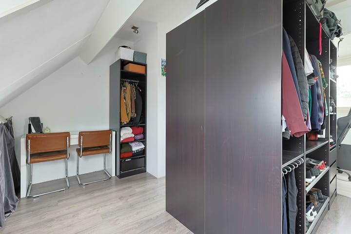 Foto 38 van Betsy Perkstraat 16