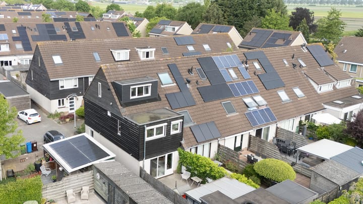 Foto 47 van Betsy Perkstraat 16