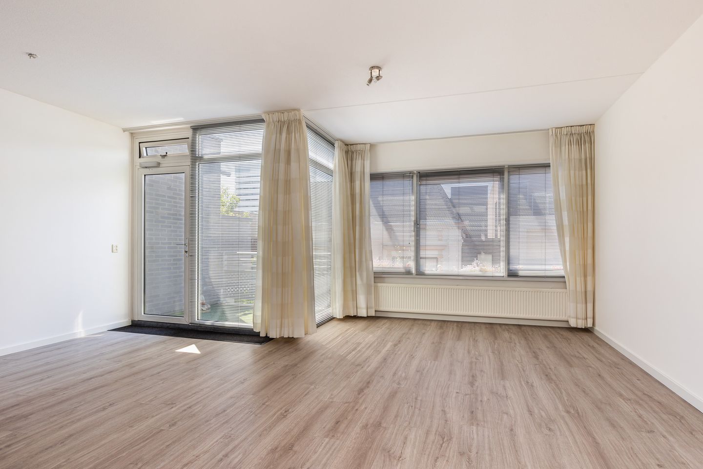 Foto 19 van Beekstraat 1-L