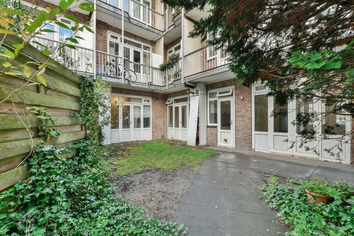 Foto 10 van Radioweg 12-H