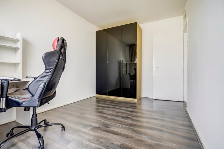 Photo 16 of Krabbendijkestraat 87