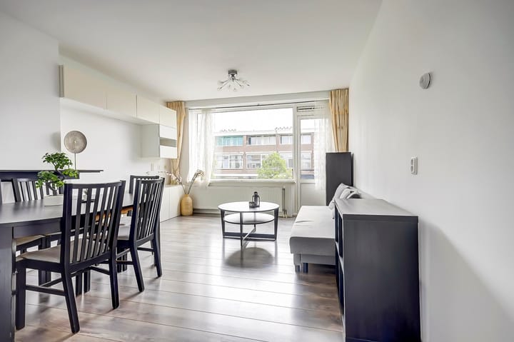 Photo 3 of Krabbendijkestraat 87