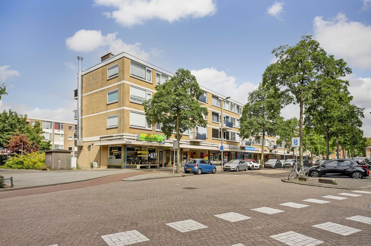 Photo 1 of Krabbendijkestraat 87