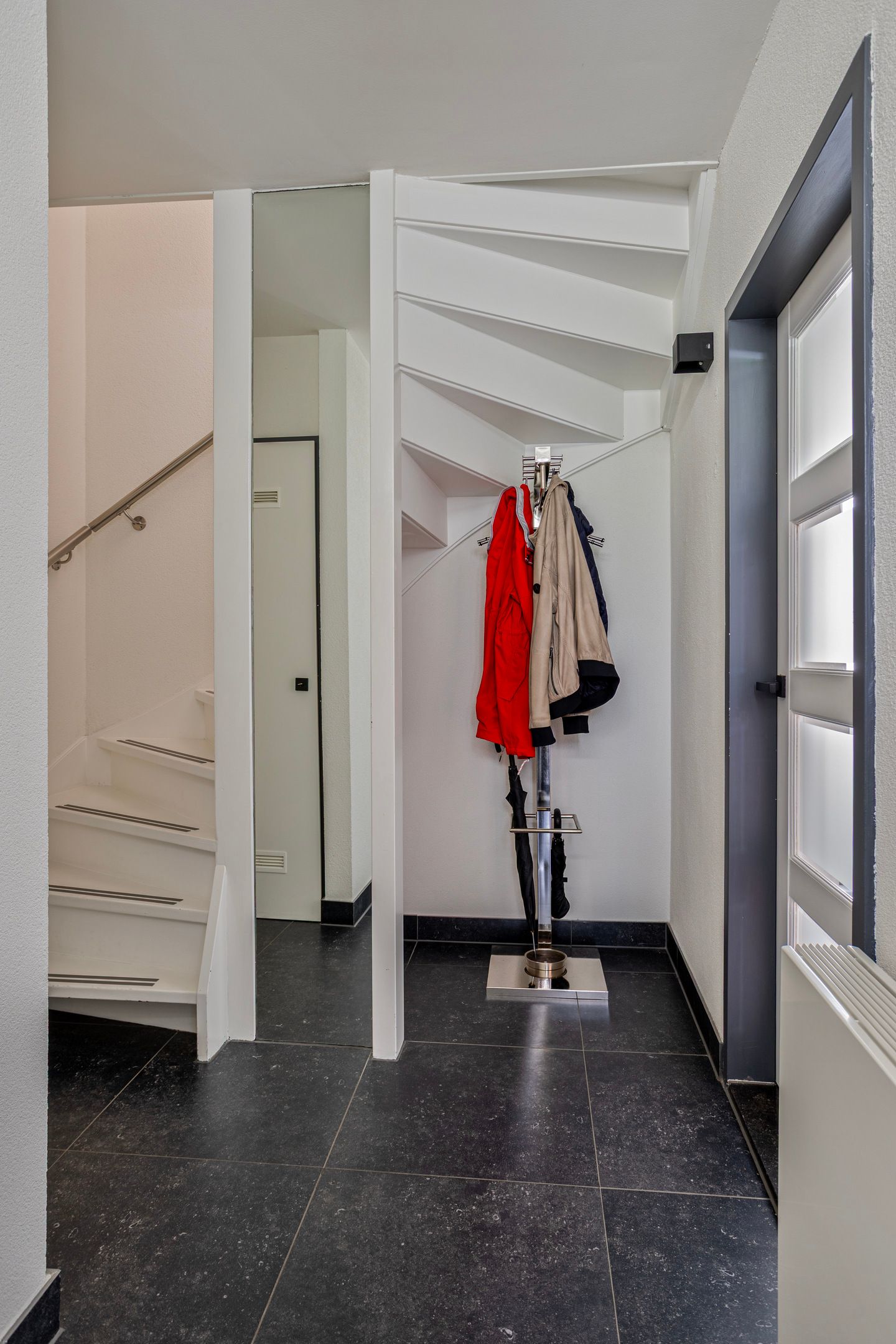 Foto 5 van Dahliastraat 6