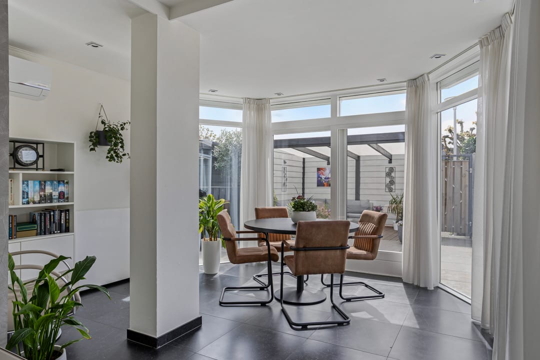 Foto 8 van Dahliastraat 6