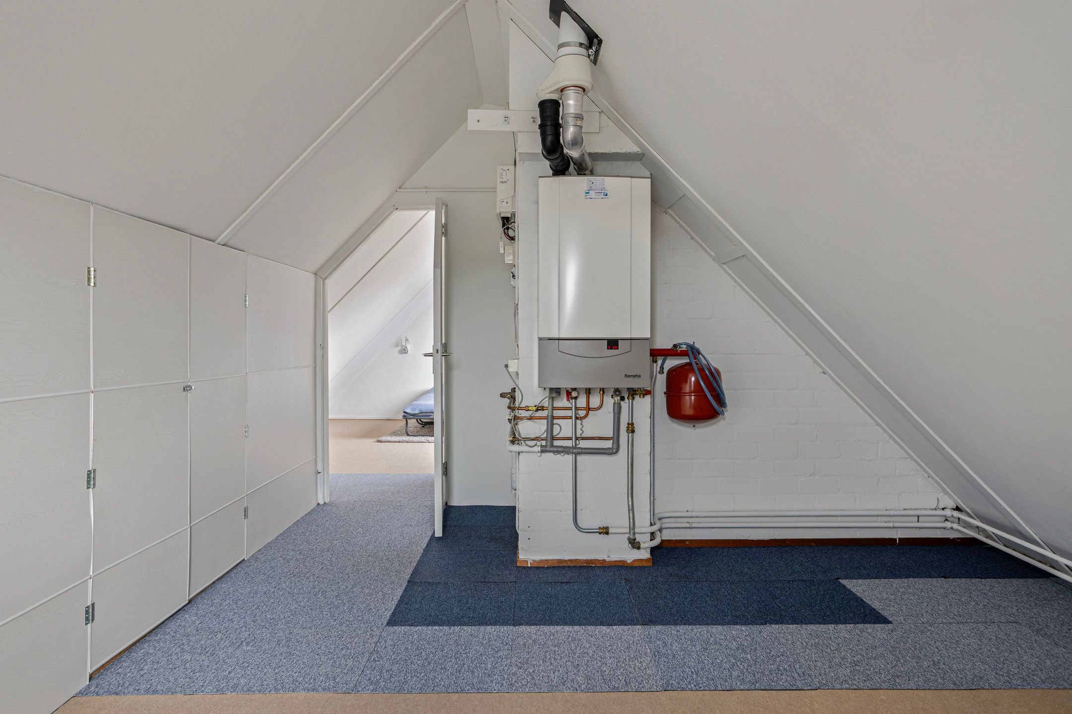 Foto 27 van Dahliastraat 6