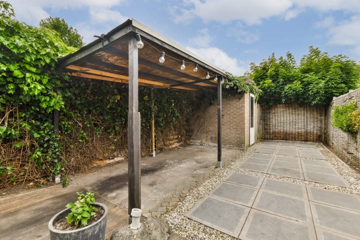 Foto 12 van Bloemenschans 17