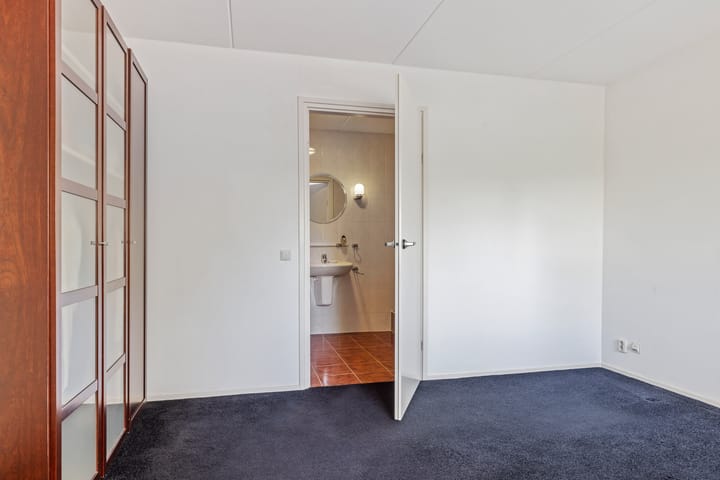 Photo 37 of Bourboomweg 4