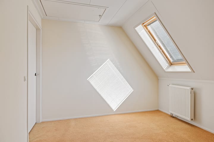 Photo 45 of Bourboomweg 4