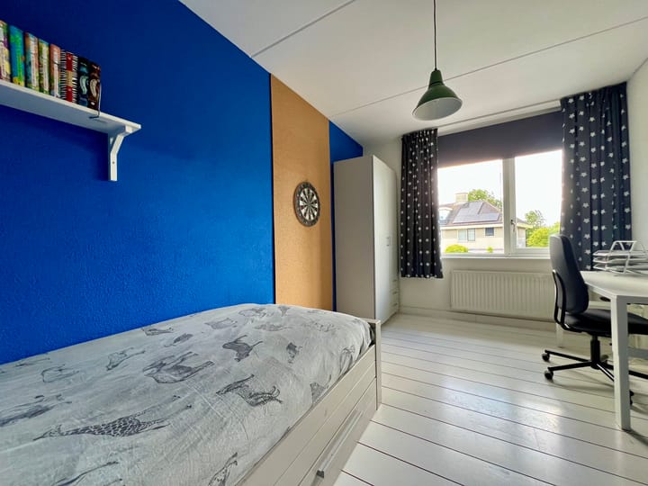 Photo 15 of Weverslaan 7