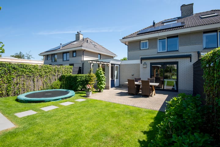 Photo 27 of Weverslaan 7