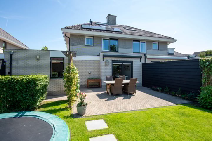 Photo 28 of Weverslaan 7