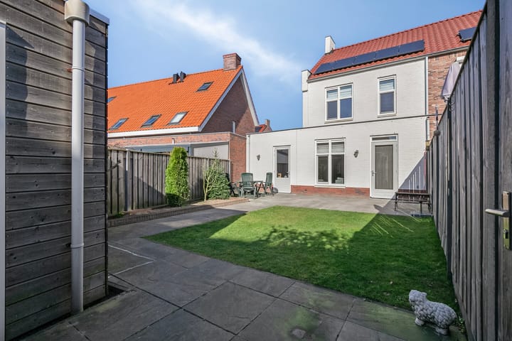 Photo 2 of Ten Bleek 20