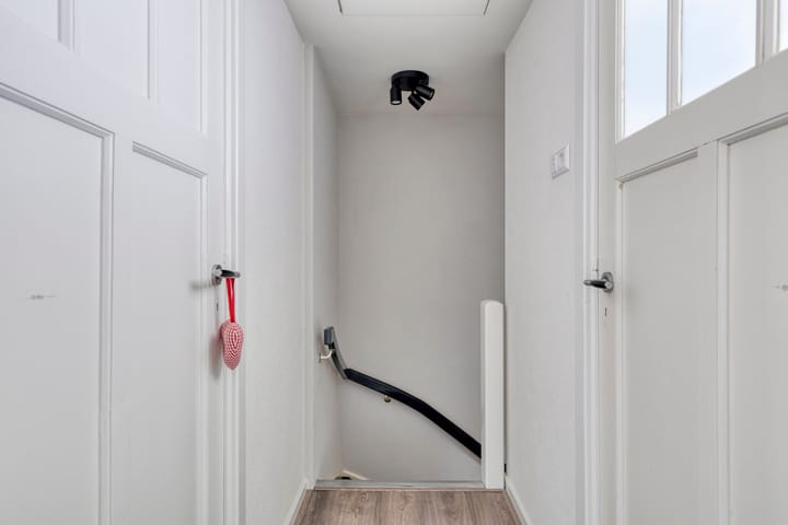 Photo 11 of Prinsenstraat 9