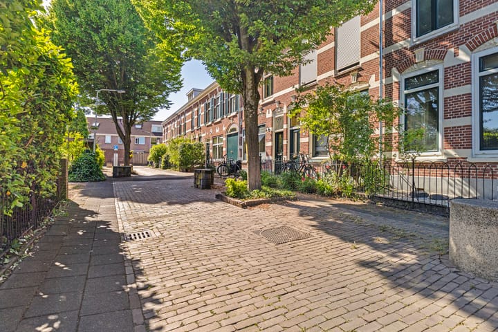 Photo 24 of Prinsenstraat 9