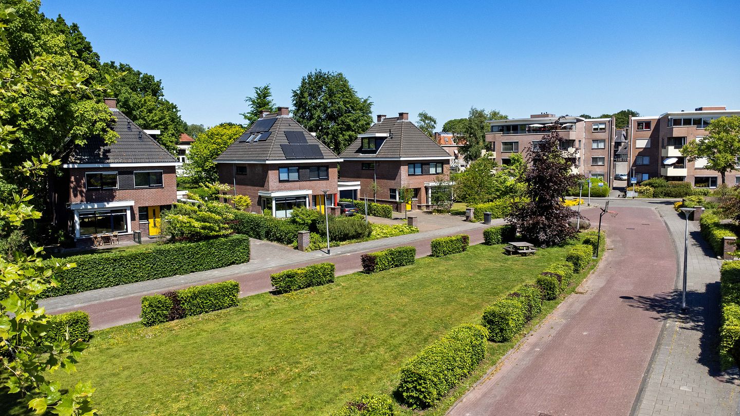 Foto 44 van Prins Clausplantsoen 41