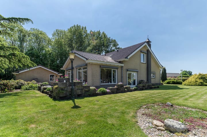 Photo 2 of Molenweg 6-A