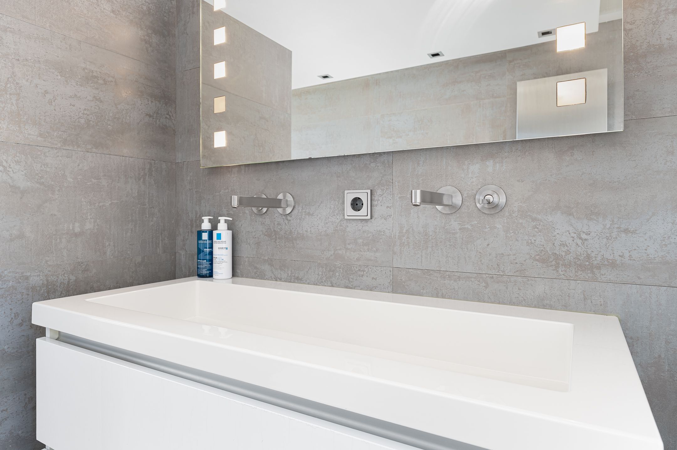 Photo 36 of Mgr. Bekkersplein 8