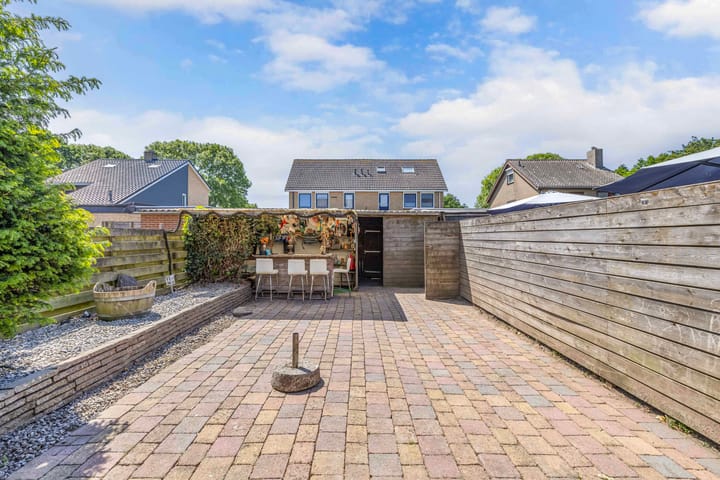 Foto 23 van Kampstraat 10