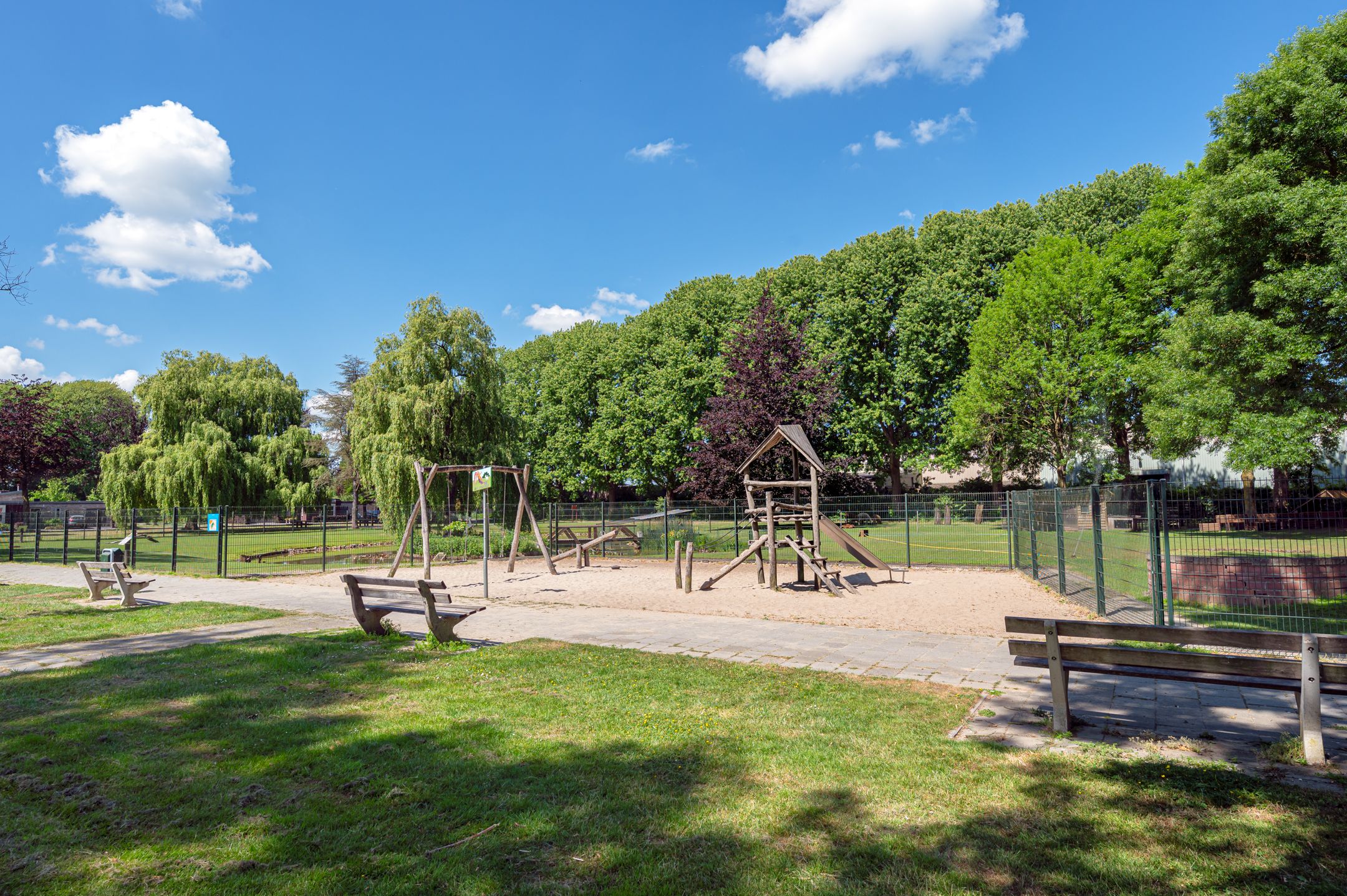 Photo 48 of Mgr. Bekkersplein 8