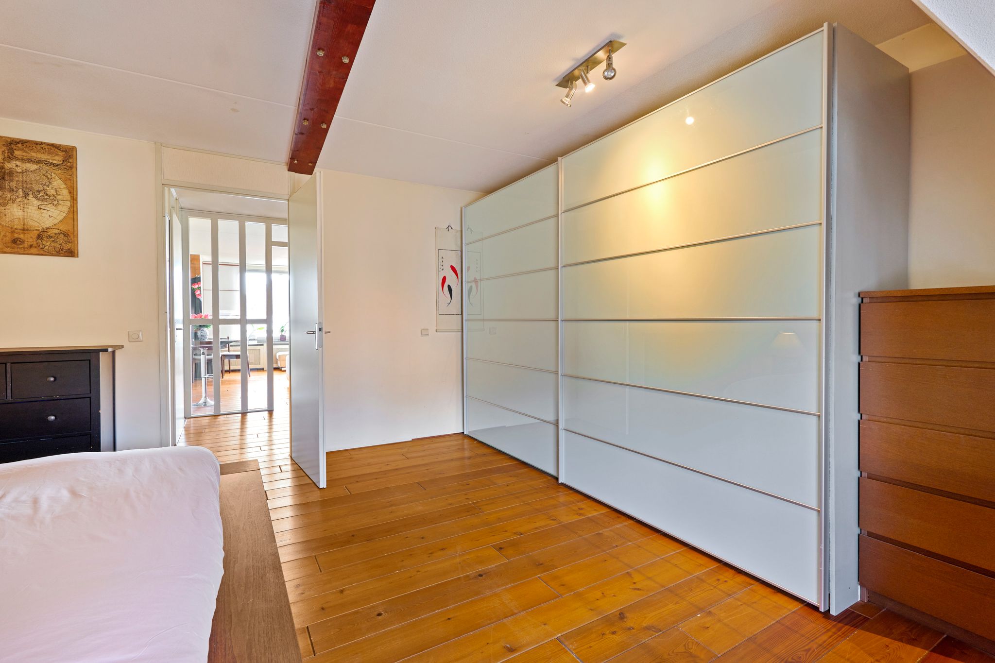 Photo 15 of Anjeliersstraat 91-G