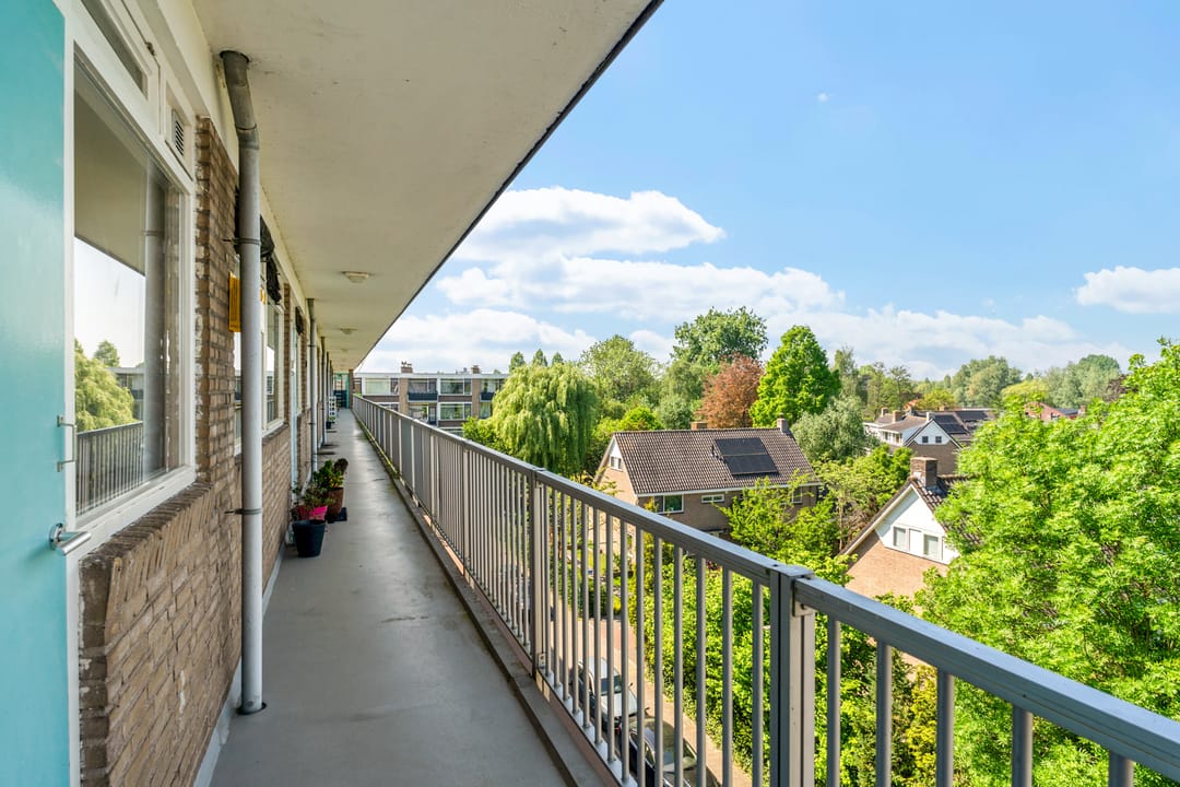 Photo 8 of Johannes Poststraat 55