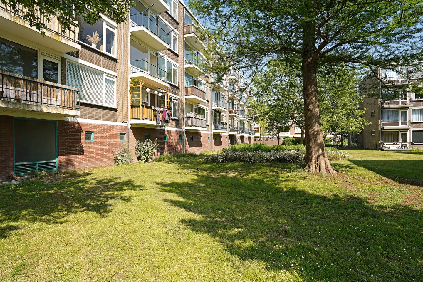 Photo 34 of Johannes Poststraat 55