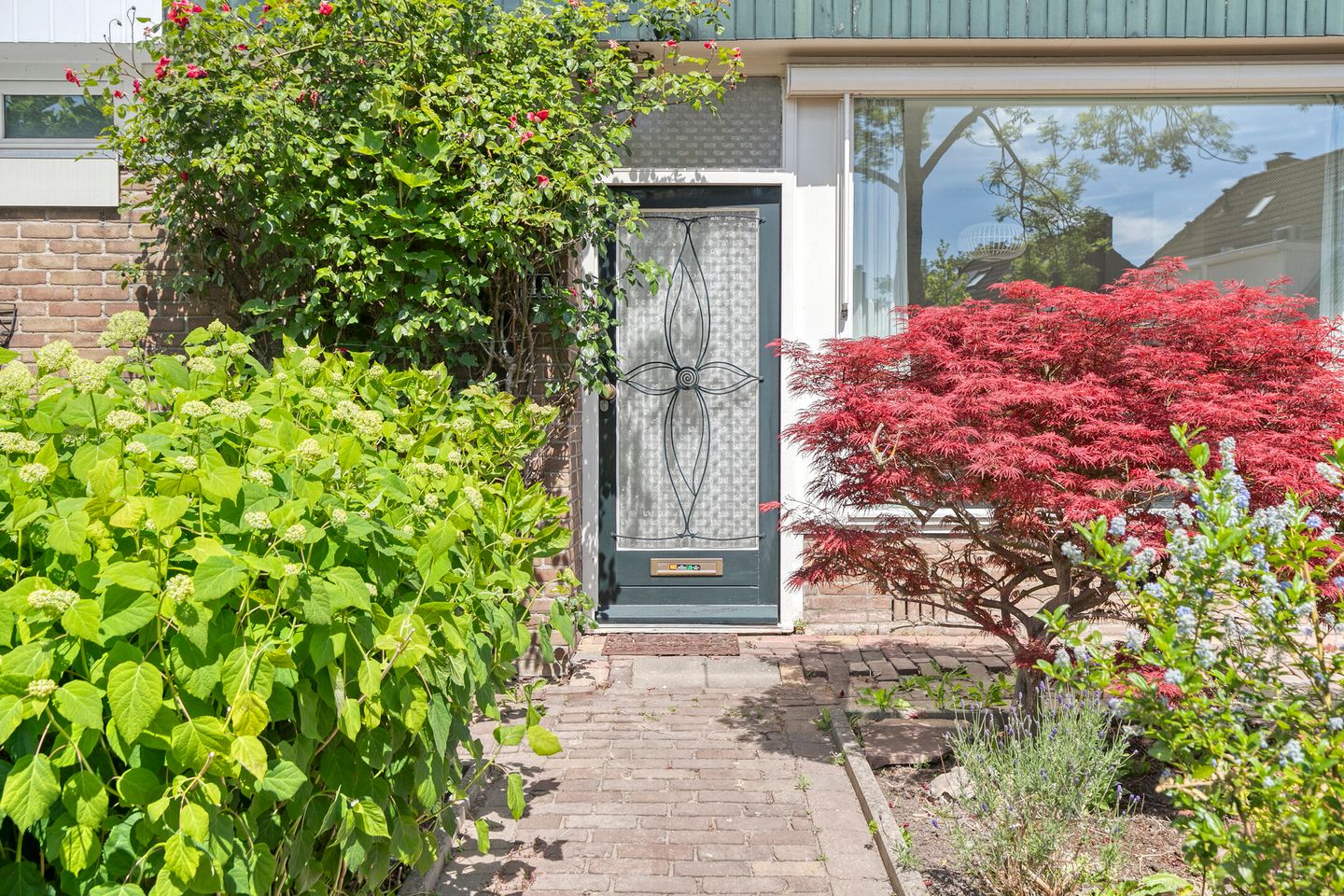 Foto 5 van Tromplaan 48