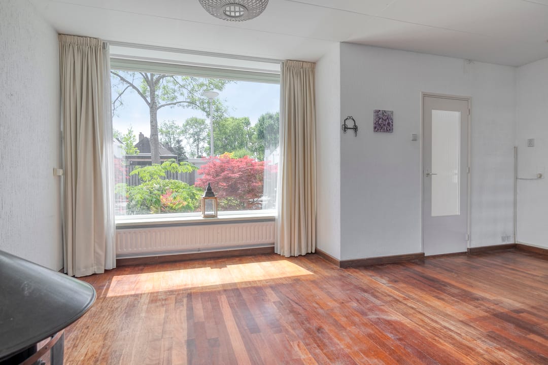 Foto 7 van Tromplaan 48