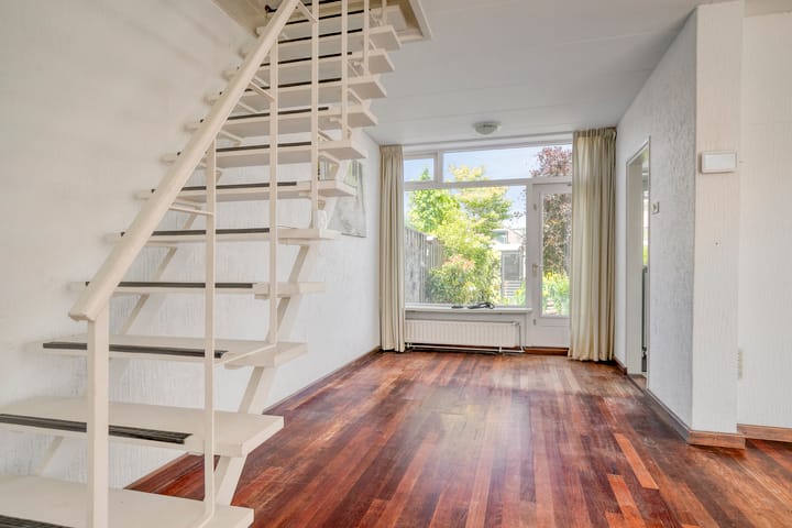 Foto 12 van Tromplaan 48