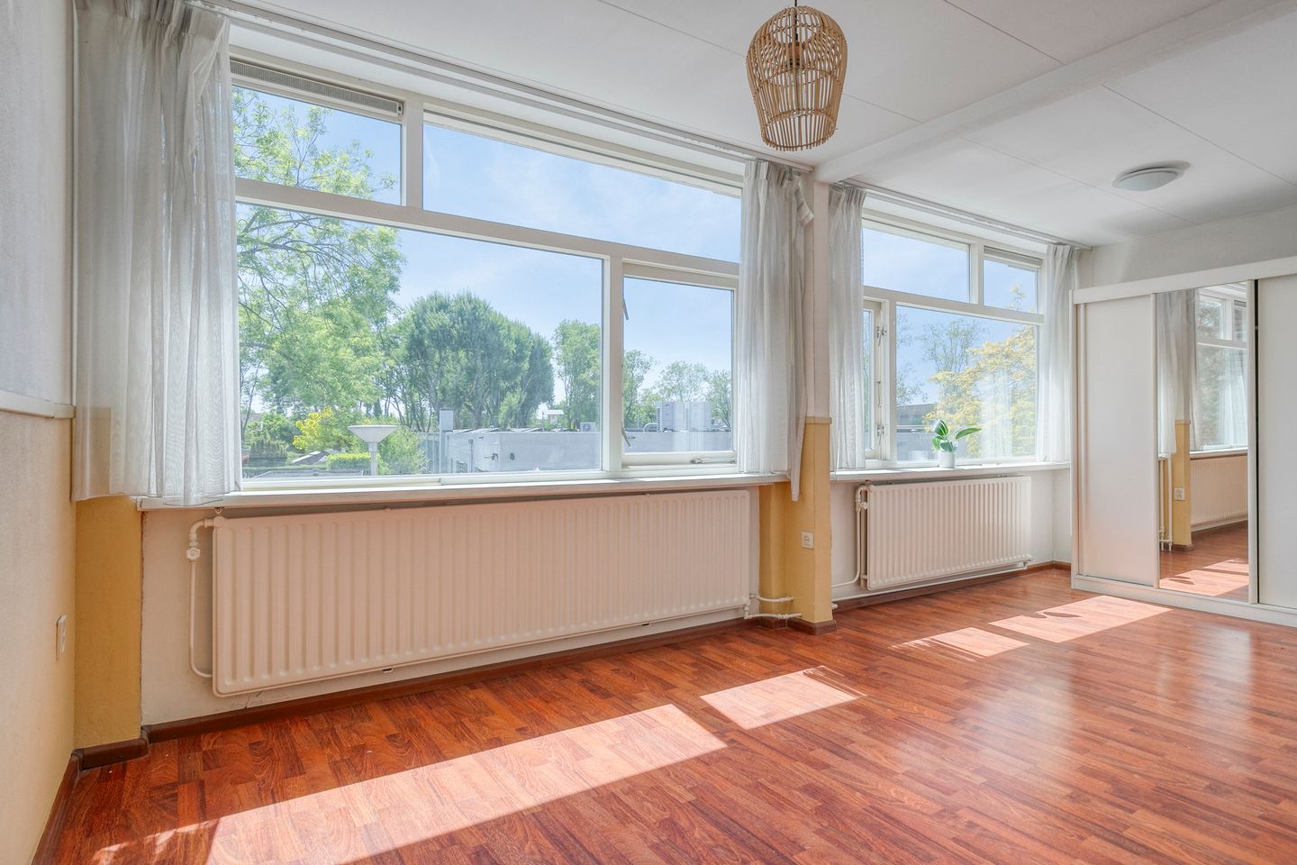 Foto 20 van Tromplaan 48