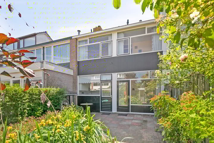 Foto 32 van Tromplaan 48