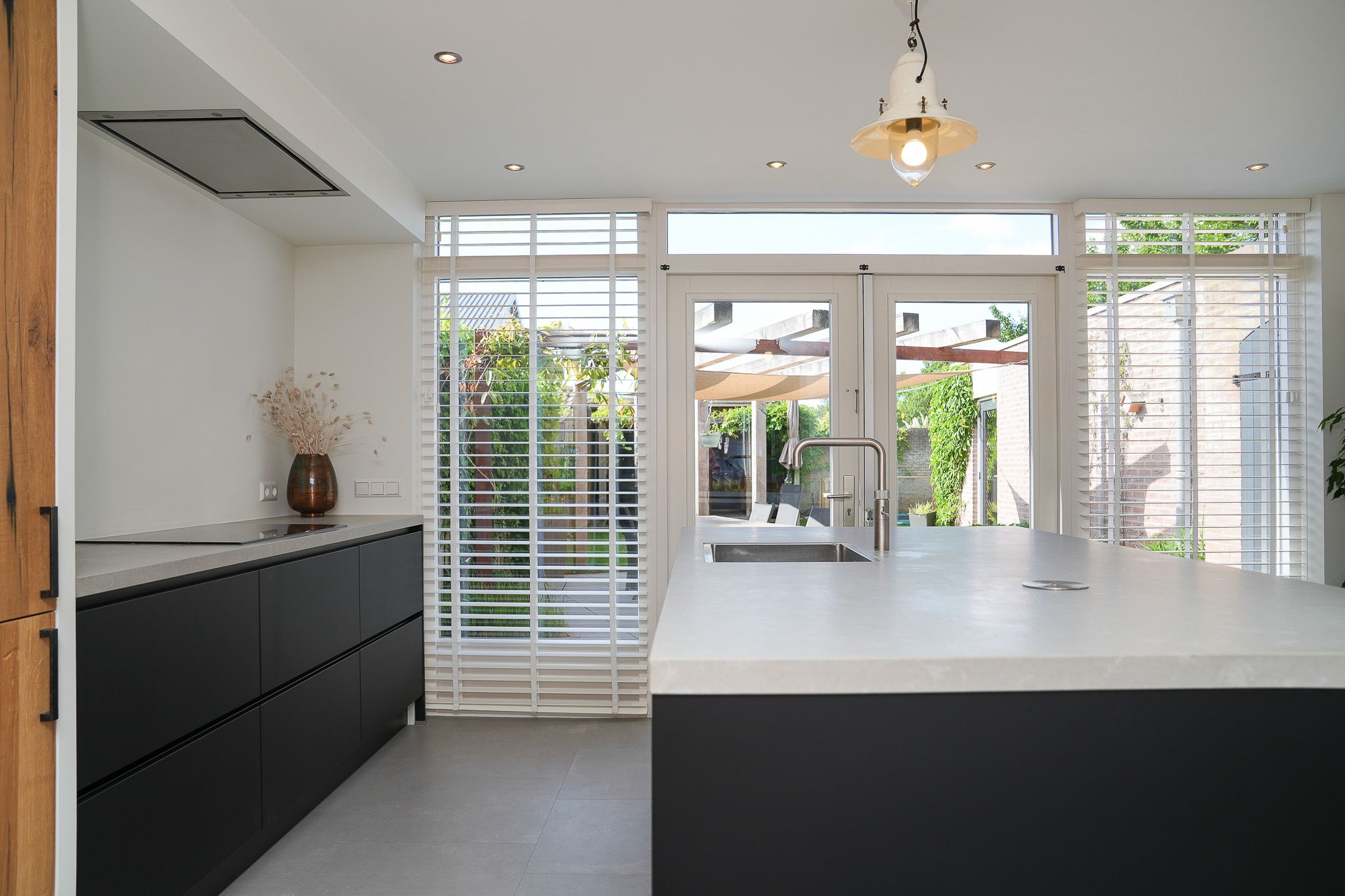 Foto 15 van Jan van Galenstraat 6