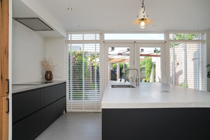 Foto 15 van Jan van Galenstraat 6