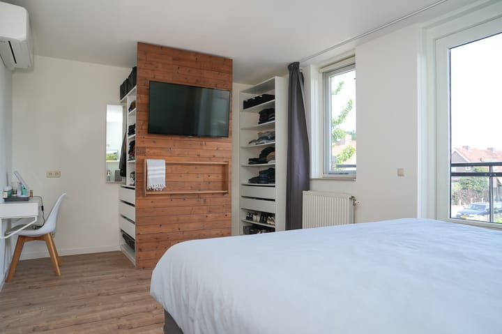 Foto 21 van Jan van Galenstraat 6