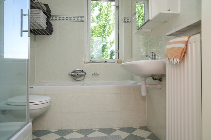 Foto 28 van Jan van Galenstraat 6