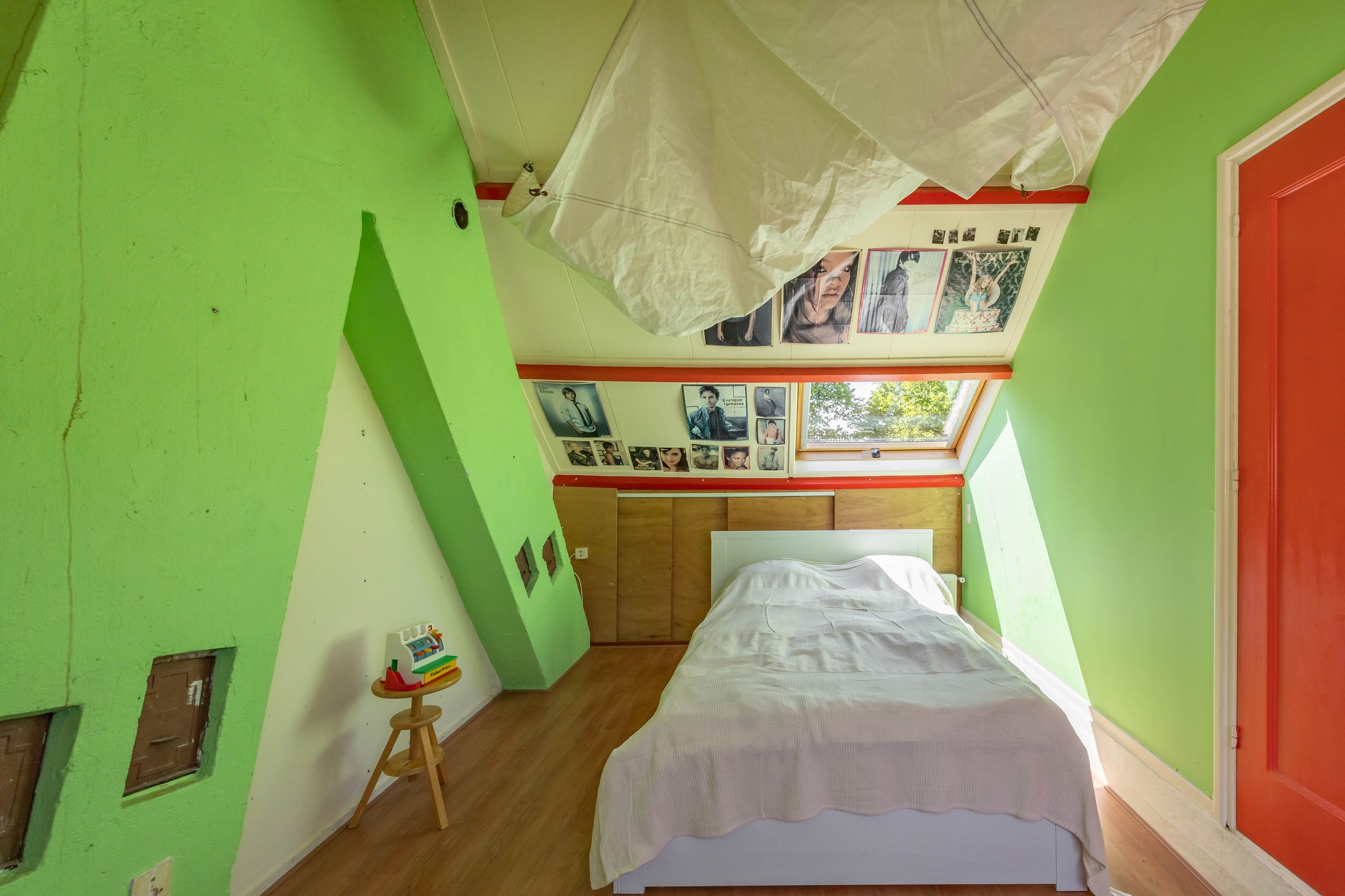 Foto 36 van Troelstralaan 34-B