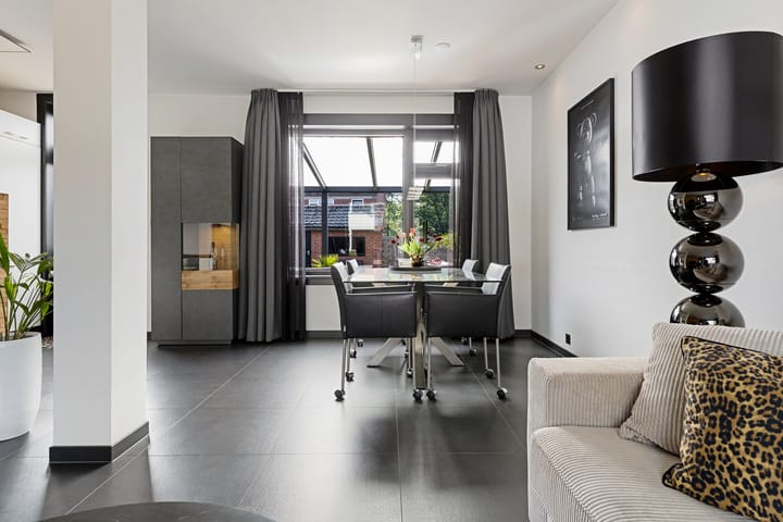 Photo 14 of Flamingolaan 15