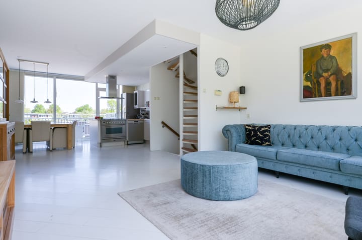 Foto 2 van Bieslook 28