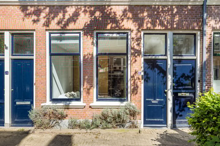 Foto 8 van Adriaanstraat 38