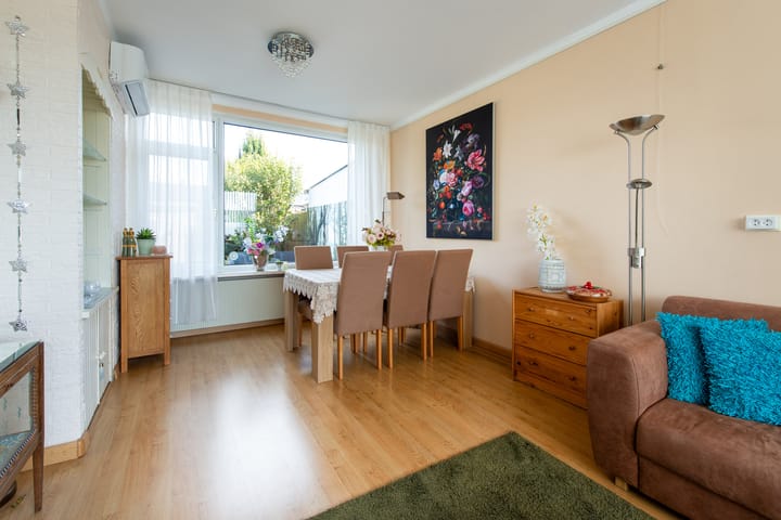 Foto 8 van Edward Jennerstraat 19