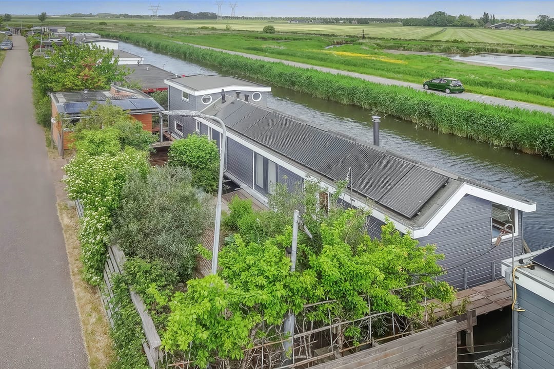 Photo 1 of Ringdijk 23-AR