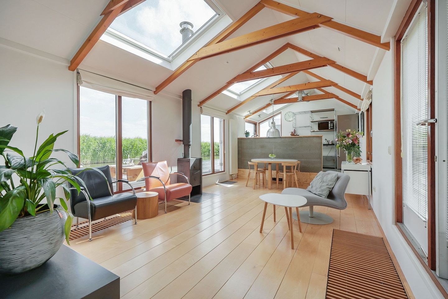 Photo 5 of Ringdijk 23-AR