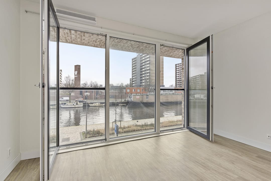 Foto 11 van 1e Lulofsdwarsstraat 2-Q