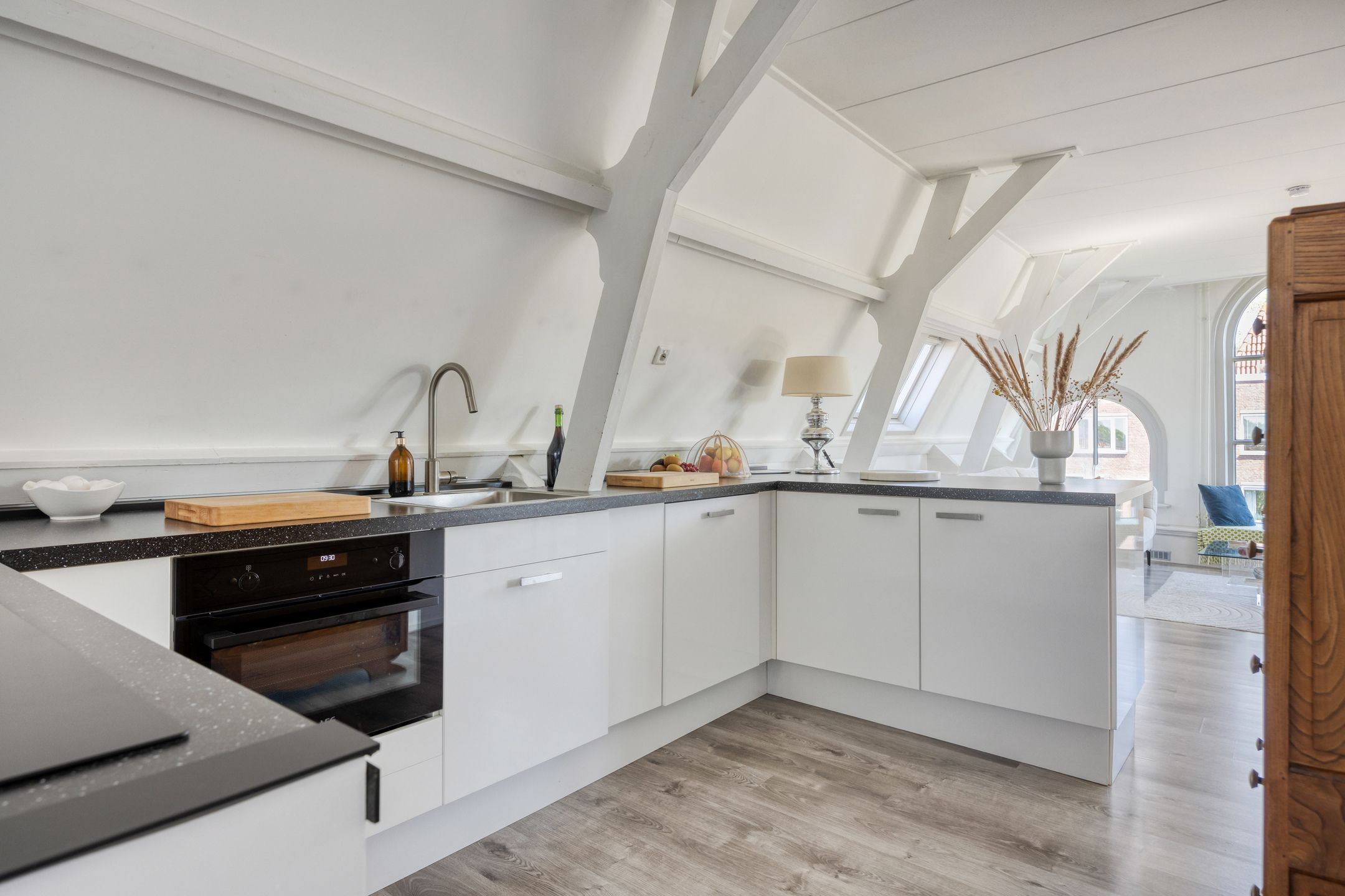 Foto 12 van Luttik Oudorp 49-D