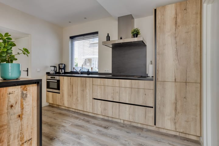 Foto 10 van Kerkweijerstraat 11